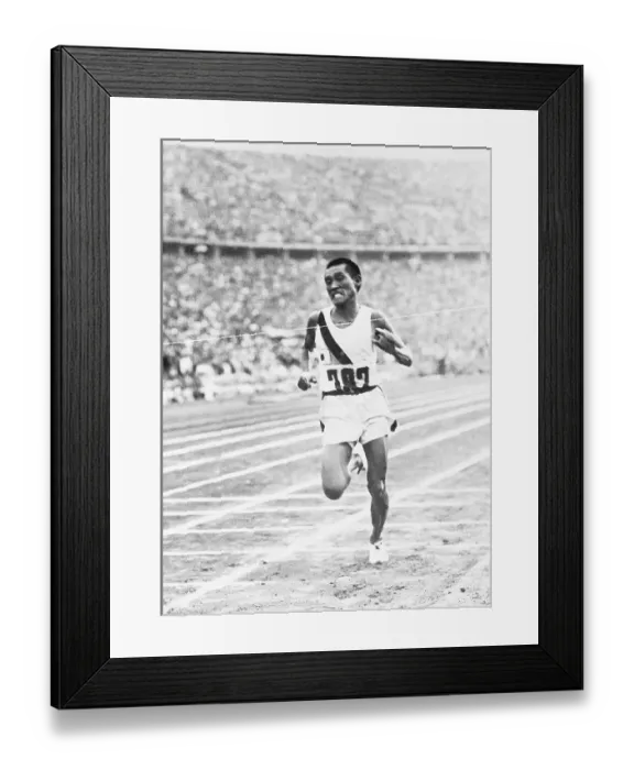 Framed Print : Kitei Son Winning the Olympic Marathon Framed Print : Kitei Son Winning the Olympic Marathon