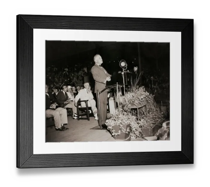 Framed Print : President Roosevelt Addresses Chautauqua Crowd Framed Print : President Roosevelt Addresses Chautauqua Crowd