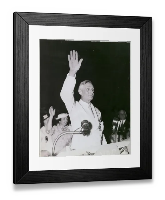 Framed Print : Senator William Gibbs McAdoo Waving from Convention Podium Framed Print : Senator William Gibbs McAdoo Waving from Convention Podium