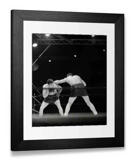 Framed Print : Max Schmeling Fighting Joe Louis Framed Print : Max Schmeling Fighting Joe Louis