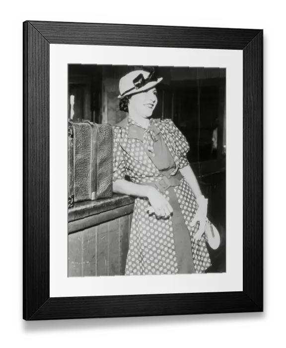 Framed Print : Evelyn Frechette Framed Print : Evelyn Frechette