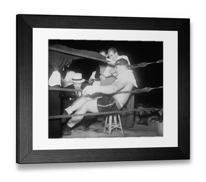 Framed Print : Doctor Examines Primo Carnera In Ring