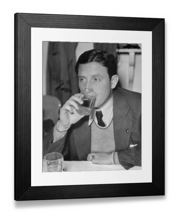 Framed Print : Spencer Tracy Drinking Water from a Glass Framed Print : Spencer Tracy Drinking Water from a Glass