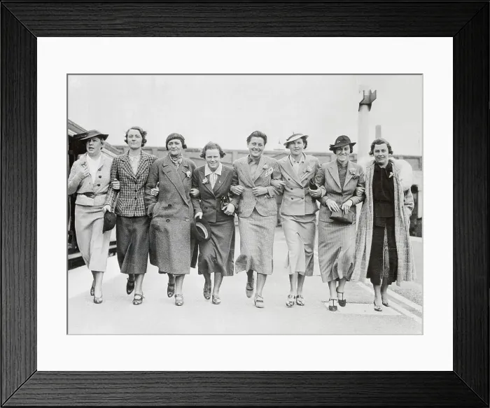 Framed Print : Women's Golf Team Framed Print : Women's Golf Team