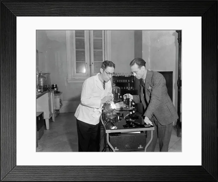 Framed Print : Officials Investigating Lindbergh Ransom Money Framed Print : Officials Investigating Lindbergh Ransom Money