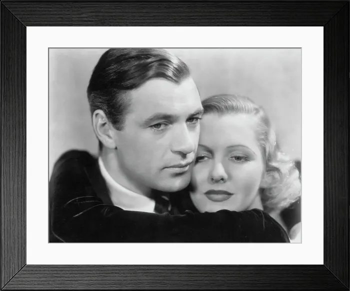 Framed Print : Closeup Gary Cooper Embraces Jean Arthur