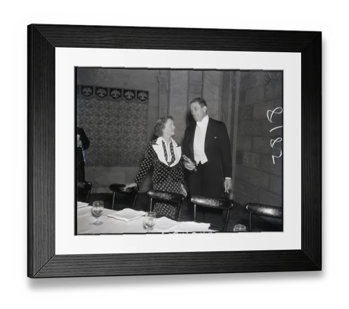 Framed Print : Bette Davis And Vic Mclaglen Standing