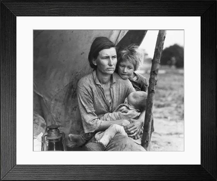 Framed Print : Migrant Farm Worker Mother and Children Framed Print : Migrant Farm Worker Mother and Children