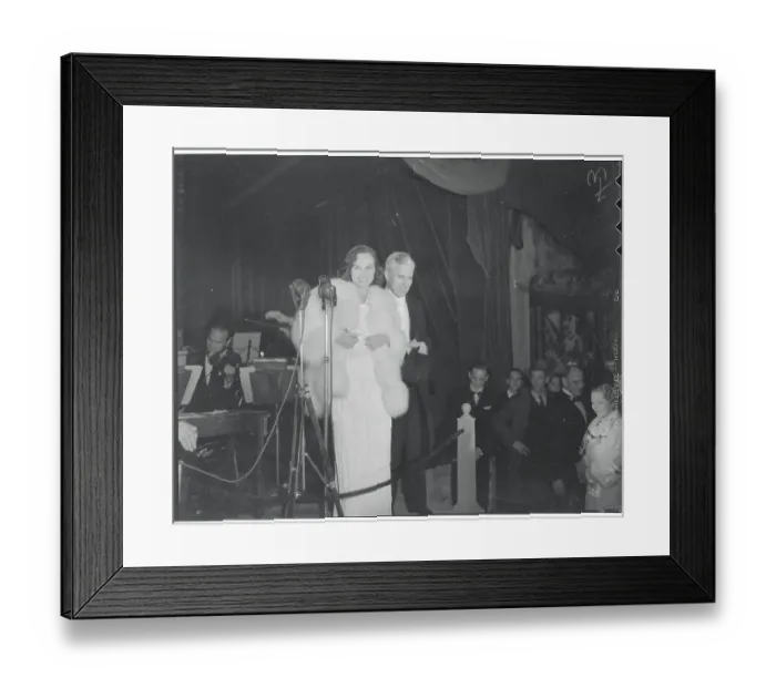Framed Print : Charlie Chaplin with Paulette Goddard at Premiere Framed Print : Charlie Chaplin with Paulette Goddard at Premiere