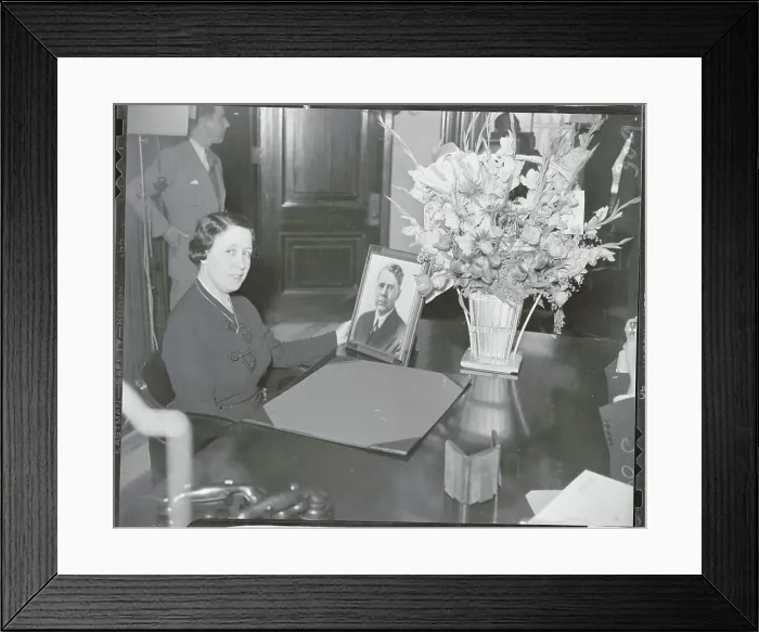 Framed Print : Carries on Husband's Fight Framed Print : Carries on Husband's Fight