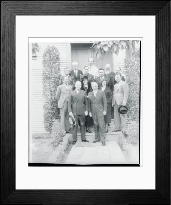Framed Print : Cecil B. Demille Standing With Surviving Members of Cast Framed Print : Cecil B. Demille Standing With Surviving Members of Cast