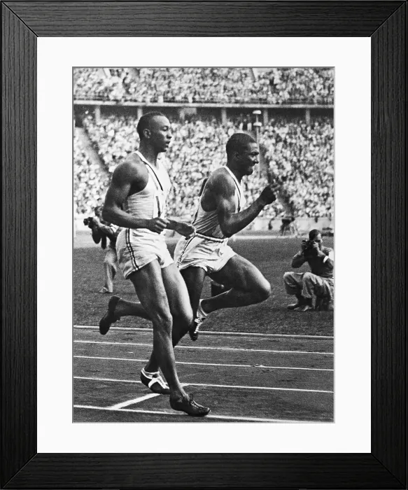 Framed Print : Athletics - History of 100 Metres World Record - Jesse Owens Framed Print : Athletics - History of 100 Metres World Record - Jesse Owens