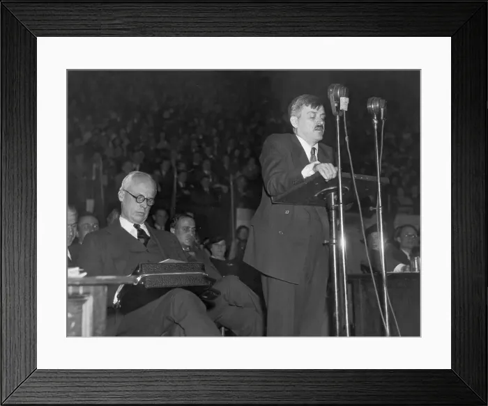 Framed Print : Communist Party Secretary Earl Browder Speaking at the Garden Framed Print : Communist Party Secretary Earl Browder Speaking at the Garden
