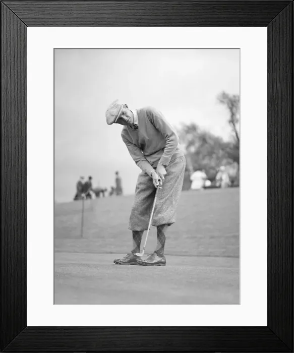 Framed Print : Horton Smith Takes Shot with Club Framed Print : Horton Smith Takes Shot with Club