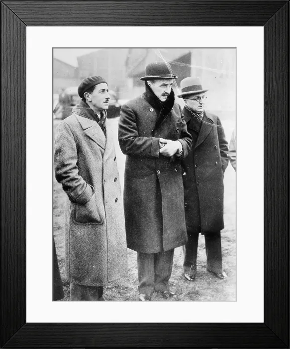 Framed Print : Louis Breguet and Dorand