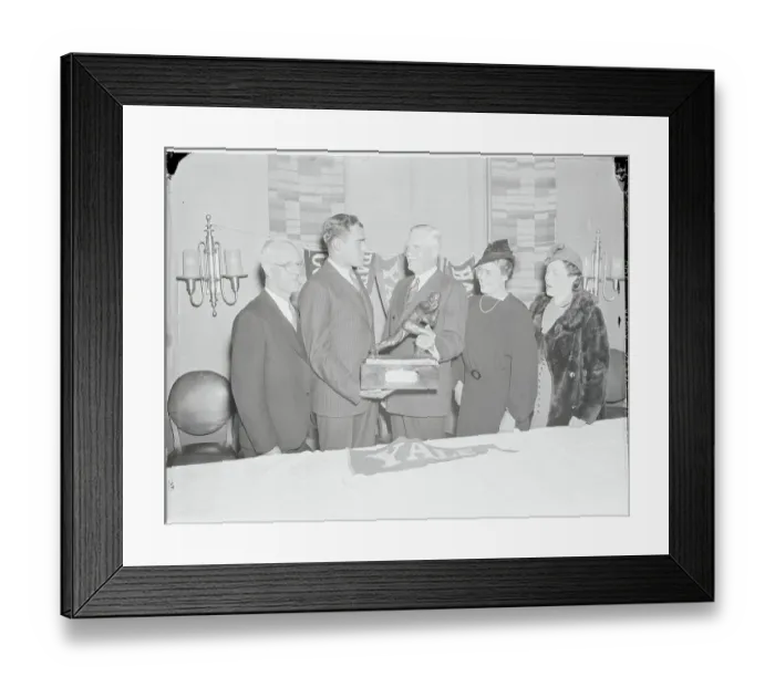 Framed Print : Family Supporting Larry Kelley on Heisman Award Framed Print : Family Supporting Larry Kelley on Heisman Award