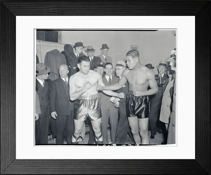 Framed Print : Joe Louis and Paulino Uzcudun Squaring Off Framed Print : Joe Louis and Paulino Uzcudun Squaring Off