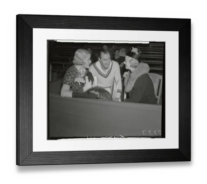 Framed Print : Bill Tilden with Actresses Framed Print : Bill Tilden with Actresses