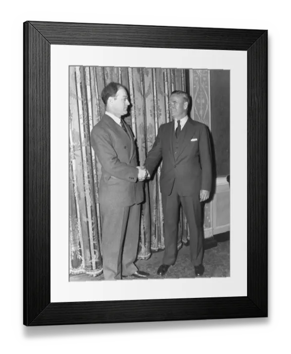 Framed Print : Avery Brundage and Jeremiah Mahoney Shaking Hands Framed Print : Avery Brundage and Jeremiah Mahoney Shaking Hands