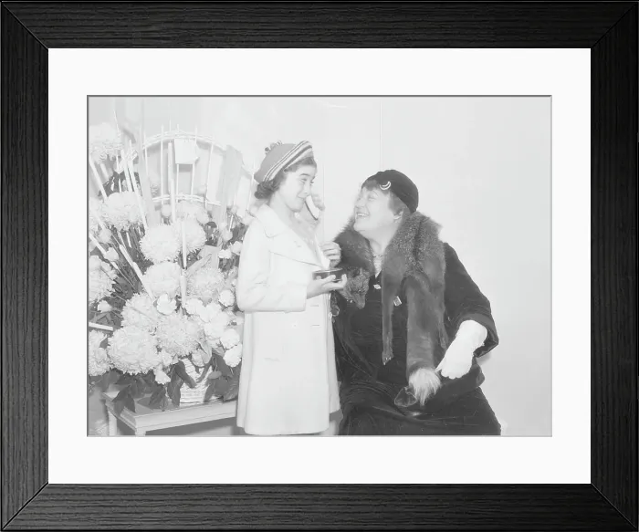 Framed Print : Edith Fellowes and Allison Skipworth Framed Print : Edith Fellowes and Allison Skipworth