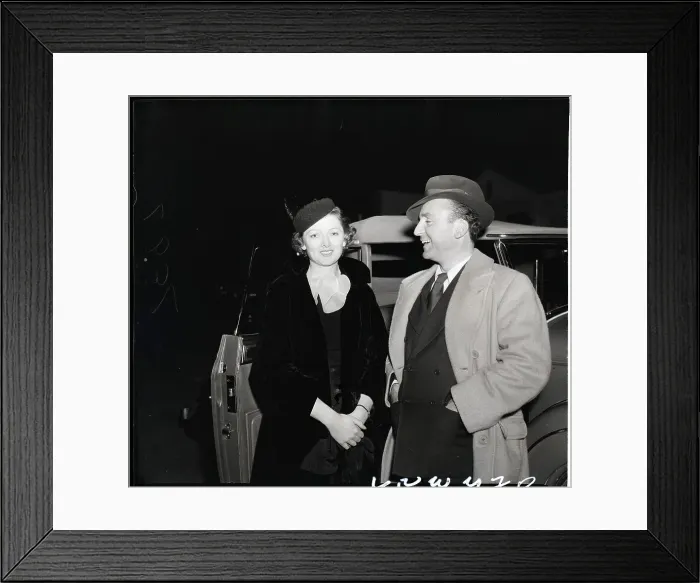 Framed Print : Myrna Loy & Hubby Arthur Hornblow Jr Framed Print : Myrna Loy & Hubby Arthur Hornblow Jr