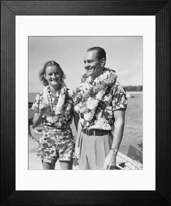 Framed Print : Heiress Doris Duke and Husband James Cromwell Framed Print : Heiress Doris Duke and Husband James Cromwell