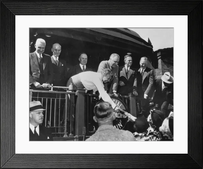 Framed Print : Eleanor Roosevelt and Supporter Shaking Hands Framed Print : Eleanor Roosevelt and Supporter Shaking Hands