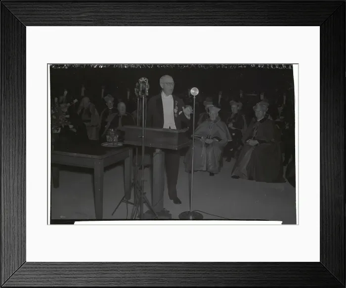 Framed Print : Alfred Smith Addressing Crowd in Cleveland Framed Print : Alfred Smith Addressing Crowd in Cleveland