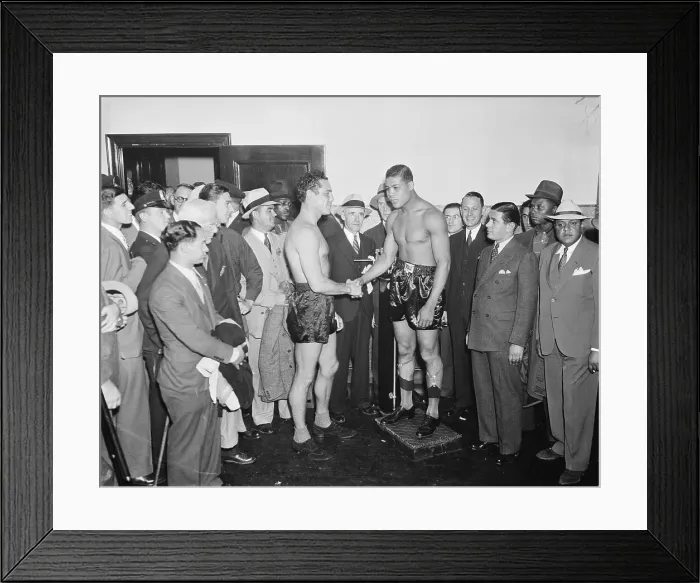 Framed Print : Joe Louis and Max Baer Shaking Hands Framed Print : Joe Louis and Max Baer Shaking Hands