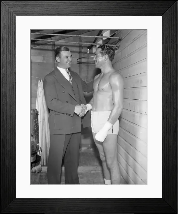 Framed Print : Jimmy Braddock and Max Baer Shaking Hands Framed Print : Jimmy Braddock and Max Baer Shaking Hands