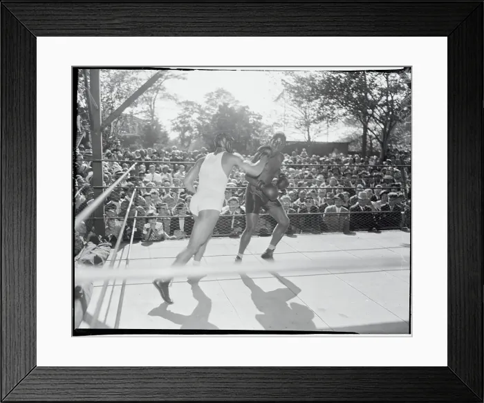 Framed Print : Joe Louis and Tiger Flowers Boxing Framed Print : Joe Louis and Tiger Flowers Boxing