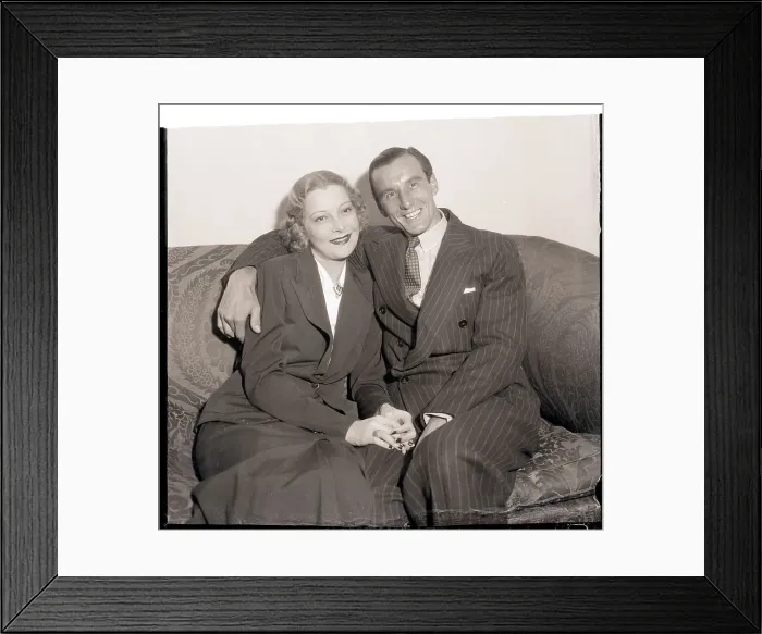 Framed Print : Fred Perry and Wife Helen Vinson Framed Print : Fred Perry and Wife Helen Vinson