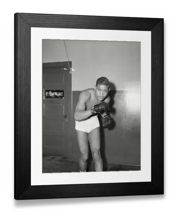 Framed Print : Joe Louis Demonstrating His Boxing Stance Framed Print : Joe Louis Demonstrating His Boxing Stance