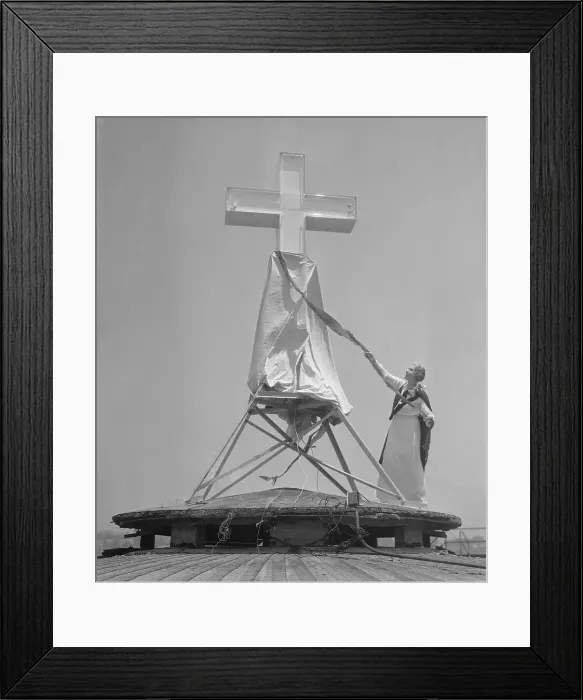 Framed Print : Cross Atop Angelus Temple Framed Print : Cross Atop Angelus Temple