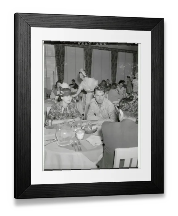 Framed Print : Cary Grant Having Lunch with Jane Serlin Framed Print : Cary Grant Having Lunch with Jane Serlin