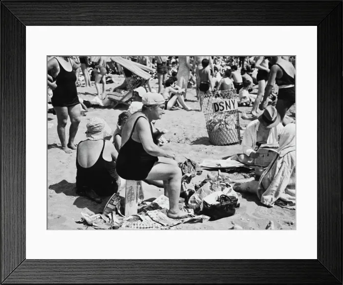 Framed Print : Coney Island Lunchtime, 1935