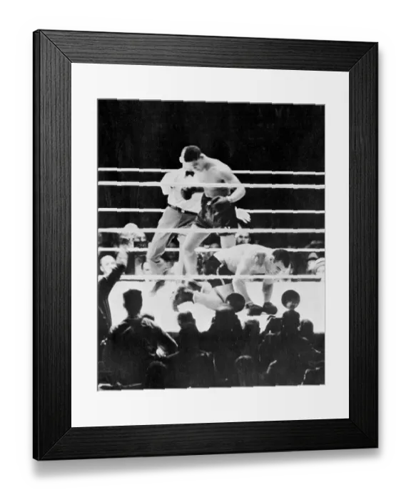 Framed Print : Joe Louis Beating Primo Carnera Framed Print : Joe Louis Beating Primo Carnera