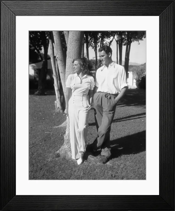 Framed Print : Lili Damita and Errol Flynn Leaning on Tree Framed Print : Lili Damita and Errol Flynn Leaning on Tree