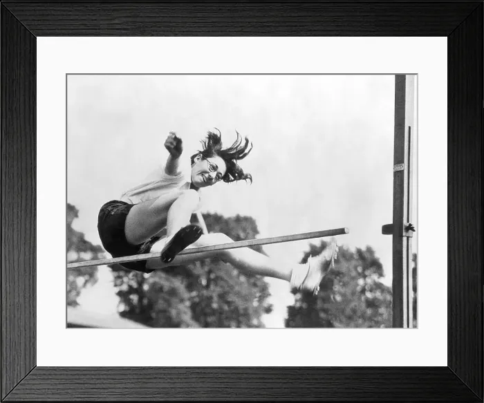 Framed Print : Portrait of Greta Bergmann During High Jump Framed Print : Portrait of Greta Bergmann During High Jump