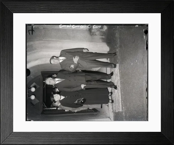 Framed Print : Franklin Roosevelt and Mother with Bodyguard Leave Church