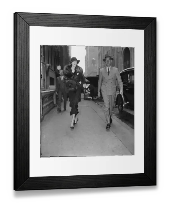Framed Print : Whitneys at Vanderbilt Custody Hearing Framed Print : Whitneys at Vanderbilt Custody Hearing