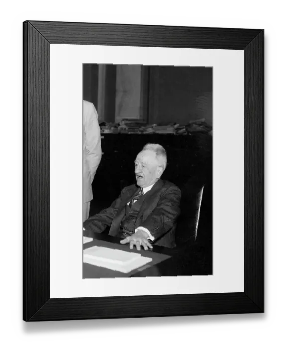 Framed Print : Senator Carter Glass with Senate Banking and Currency Committee Framed Print : Senator Carter Glass with Senate Banking and Currency Committee