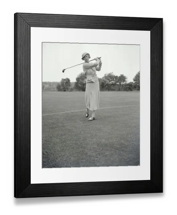 Framed Print : Joyce Wethered Playing in Golf Match Framed Print : Joyce Wethered Playing in Golf Match