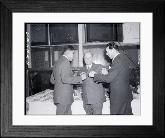 Framed Print : Joe Louis & Jack Dempsey W / Promoter Framed Print : Joe Louis & Jack Dempsey W / Promoter