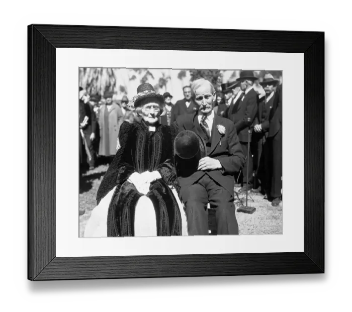 Framed Print : Couple Celebrating 70 Years of Marriage Framed Print : Couple Celebrating 70 Years of Marriage