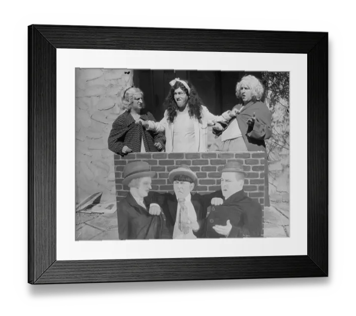 Framed Print : Three Stooges in Scene from Pop Goes the Easel Framed Print : Three Stooges in Scene from Pop Goes the Easel