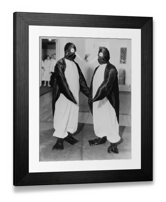 Framed Print : Couple Wearing Valentine Masque Costume Framed Print : Couple Wearing Valentine Masque Costume