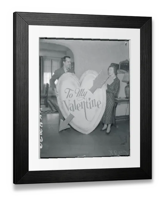 Framed Print : Actor Bradley Page Giving Large Valentine to His Wife