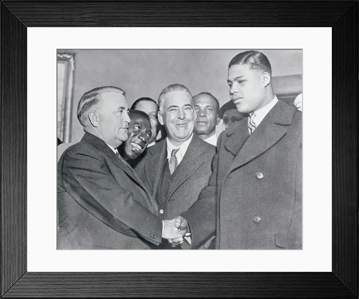 Framed Print : Joe Louis Shaking Hands With Mayor Shaw Framed Print : Joe Louis Shaking Hands With Mayor Shaw
