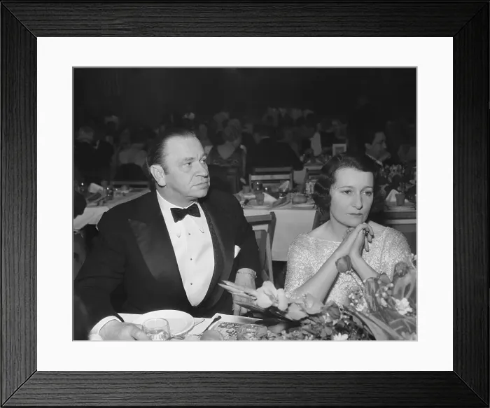 Framed Print : Wallace Beery Sitting Next to Mrs. M. Marafioti Framed Print : Wallace Beery Sitting Next to Mrs. M. Marafioti